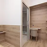 オスタル オリヴァ ゲストハウス 4*