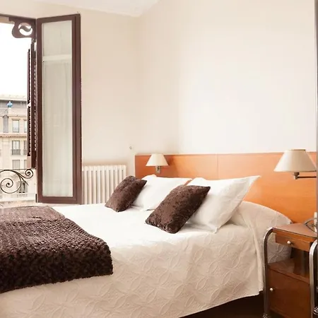 Oliva Guest house *